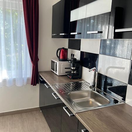Helga Apartman Mako Exterior photo