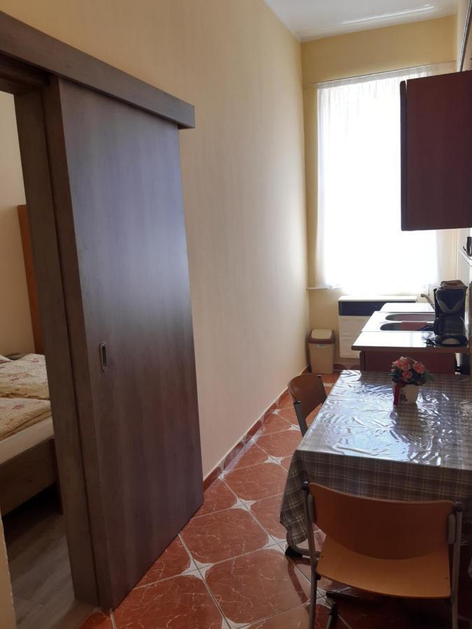 Helga Apartman Mako Exterior photo