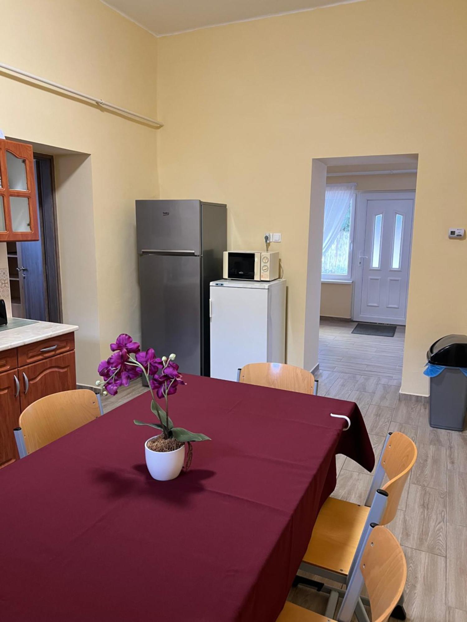 Helga Apartman Mako Exterior photo