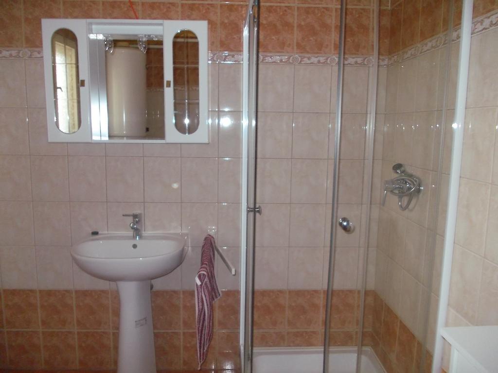 Helga Apartman Mako Room photo